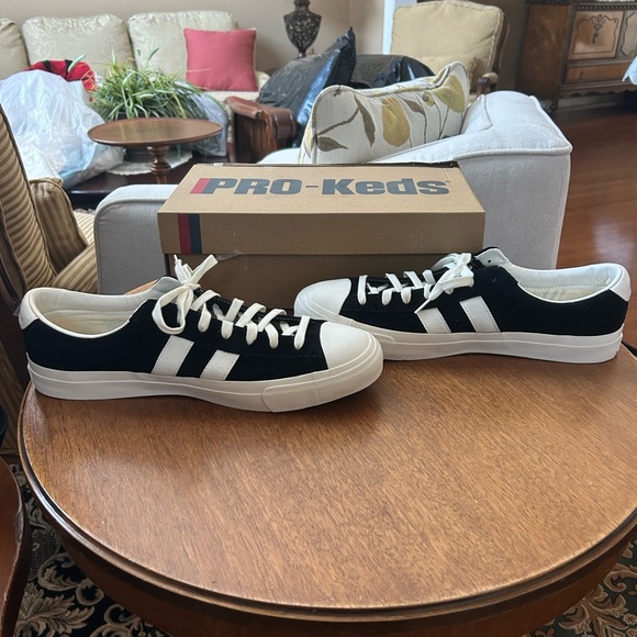 Pro-Keds Sneakers - Picture 6 of 7